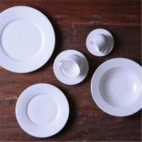 Aparelho de Jantar Chá Café e Sobremesa Porto Brasil Mônaco Branco - 42 Peças Aparelho de Jantar Chá Café e Sobremesa Porto Brasil Mônaco Branco - 42 Peças
