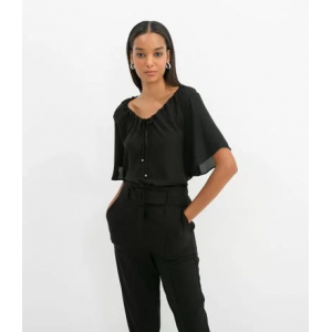 Blusa Lisa com Manga Borboleta e Amarração Blusa Lisa com Manga Borboleta e Amarração