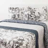Colcha Casal Boutis Amore com 2 Portas Travesseiros - Casa & Conforto Colcha Casal Boutis Amore com 2 Portas Travesseiros - Casa & Conforto