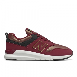 Tênis New Balance 009 Casual - Feminino Tênis New Balance 009 Casual - Feminino