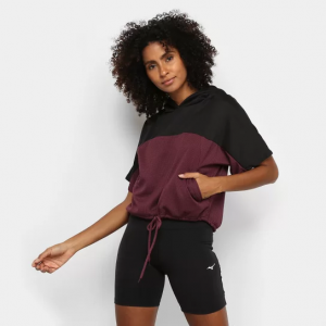 Camiseta Mizuno Lyra Capuz Feminina - Vinho e Preto Camiseta Mizuno Lyra Capuz Feminina - Vinho e Preto