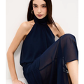 Imagem da oferta Blusa Halter em Chiffon com Gola Alta e Barra Balonê