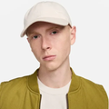 Imagem da oferta Boné Nike Club Swoosh