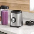 Imagem da oferta Liquidificador Portátil Electrolux Sport Blender 320W Efficient Acabamento Inox (BSE20) 127V