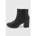 Imagem da oferta Bota Feminina VIA UNO Cano Curto Salto Bloco Preta