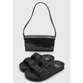 Imagem da oferta Chinelo Infantil Lilica Ripilica Glitter com Bolsa Preta