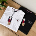 Imagem da oferta Kit com 2 Camisetas Tommy Hilfiger Brand Love
