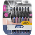 Imagem da oferta Oral-B Escova de Dente Indicador Black Charcoal 7 Unidades