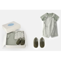 Imagem da oferta Kit Carter's Jardineira Com Sapato Bebê Menino + Caixa de Presente P - Multicor