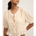 Imagem da oferta Blusa em Chiffon com Estampa Abelha em Efeito Metalizado Tam PP