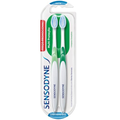Imagem da oferta Sensodyne Escova De Dente Multi Proteção, Escova Dental Com Cerdas Macias, Limpeza Completa, 2 Unidades