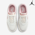 Imagem da oferta Tênis Feminino Nike Air Jordan Skyline Low
