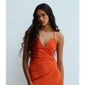 Imagem da oferta Blusa Frente Única em Bengaline com Busto Franzido e Barra Assimétrica