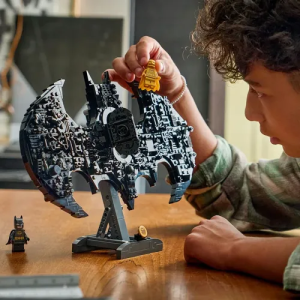 Brinquedo com logotipo LEGO Dc Batman Batman 76330