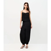 Imagem da oferta Calça Balloon em Crepe com Detalhe em Renda Lateral