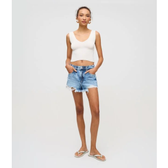 Imagem da oferta Short Slim Cintura Médio em Jeans com Barra Desfiada