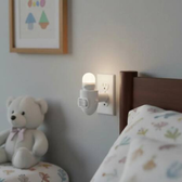 Imagem da oferta Mini Abajur De Led Luminaria Luz Noturna Tomada Abajur Quarto Bebê Criança Corredor Infantil Bivolt - Esquilos Shop