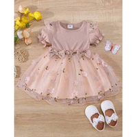 Imagem da oferta Vestido de Mangas Infantil com Sobrecamada de Tela de Bordado Floral