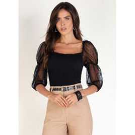 blusa preta com transparência