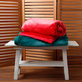 Imagem da oferta Cobertor Casal Flannel Colors Vermelho Com Borda Em Percal - Casa & Conforto