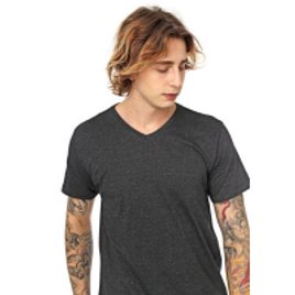 Imagem da oferta 6 Camisetas Masculinas - Várias Marcas
