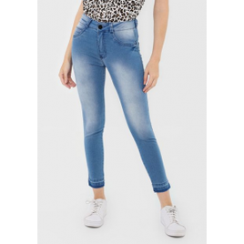 Imagem da oferta Calça Cropped Jeans Skinny Estonada Azul  Biotipo - Feminino