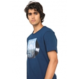 Imagem da oferta 3 Camisetas Várias Marcas