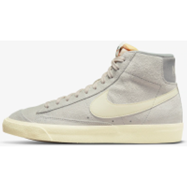 nike. blazer mid 77