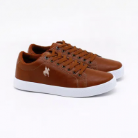 tenis polo caramelo