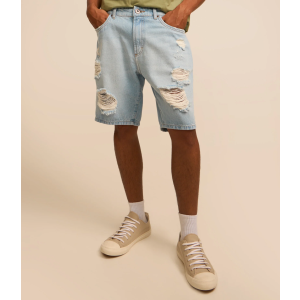 Bermuda Slim em Jeans Denim Destroyed e Barra a Fio Preto - Lojas Renner