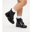 Imagem da oferta Bota Infantil Cano Médio com Fivela Flor Tam 20 a 27