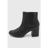 Imagem da oferta Bota Feminina VIA UNO Cano Curto Salto Bloco Preta