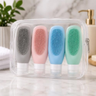 Imagem da oferta Kit 4 Frascos de Silicone 90ml para Viagem com Escovinha Massageadora Integrada Antivazamento Reutilizável BPA Free Por