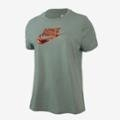 Imagem da oferta Camiseta Nike Sportswear Essentials Feminina