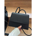 Imagem da oferta Bolsa Minimalista da Moda de Cor Sólida para Ombro/a Tiracolo com Decoração Metálica Formato Quadrado Pequeno