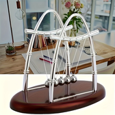 Imagem da oferta Pêndulo Decorativo em Forma de Vela de Aço Inoxidável Newton