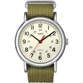 Imagem da oferta Timex Men's Weekender T2N651 White Nylon Analog Quartz Fashion Watch