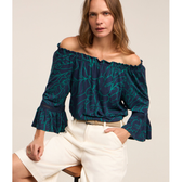 Imagem da oferta Blusa em Viscose com Detalhe na Manga e Estampa Folhagens