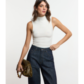 Imagem da oferta Blusa Sem Manga em Viscose com Gola Alta e Textura Canelada