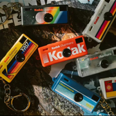 Imagem da oferta Kodak charmera chaveiro 35mmf2.4 câmera digital 1987 com flash mini câmera digital 5 cores câmera colorida aleatóri