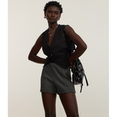 Imagem da oferta Short Curto em Jacquard Espinha de Peixe com Friso Frontal