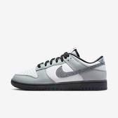 Imagem da oferta Tênis Nike Dunk Low LX - Feminino