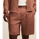 Imagem da oferta Bermuda Alfaiatada em Algodão com Passantes no Cós e Pregas