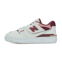 Imagem da oferta Tenis New Balance 550 Feminino | Tenis e na  -  | Tênis Sneakers Roupas e Lifestyle