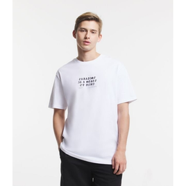 Imagem da oferta Camiseta Easy em Meia Malha com Lettering Gótico